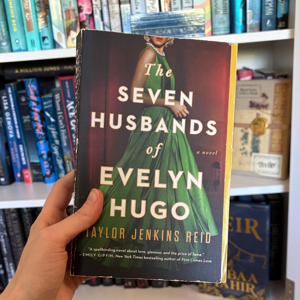 The Seven Husbands of Evelyn Hugo by Taylor Jenkins Reid ORIGINAL Paperback